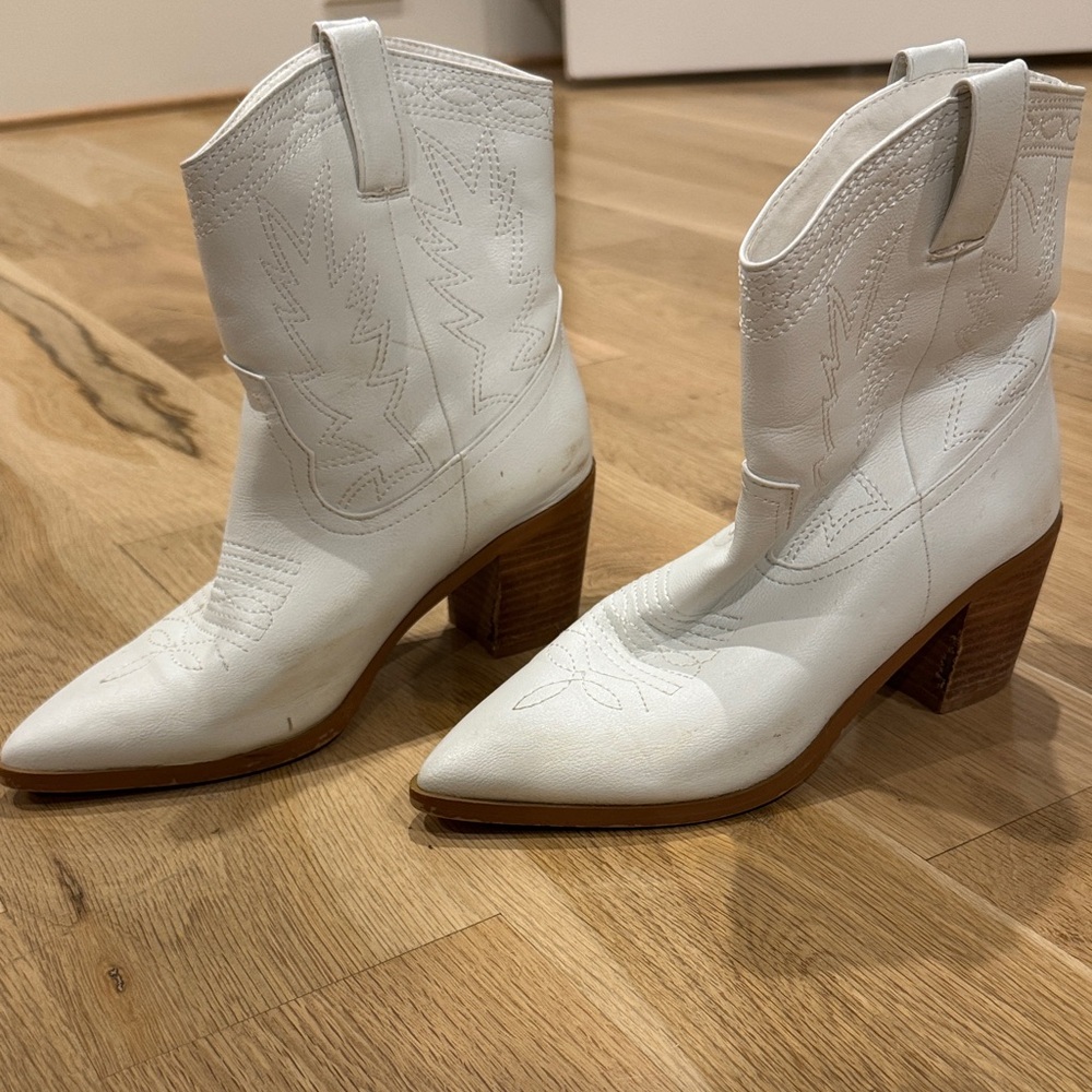 Billini White Western Ankle Boots